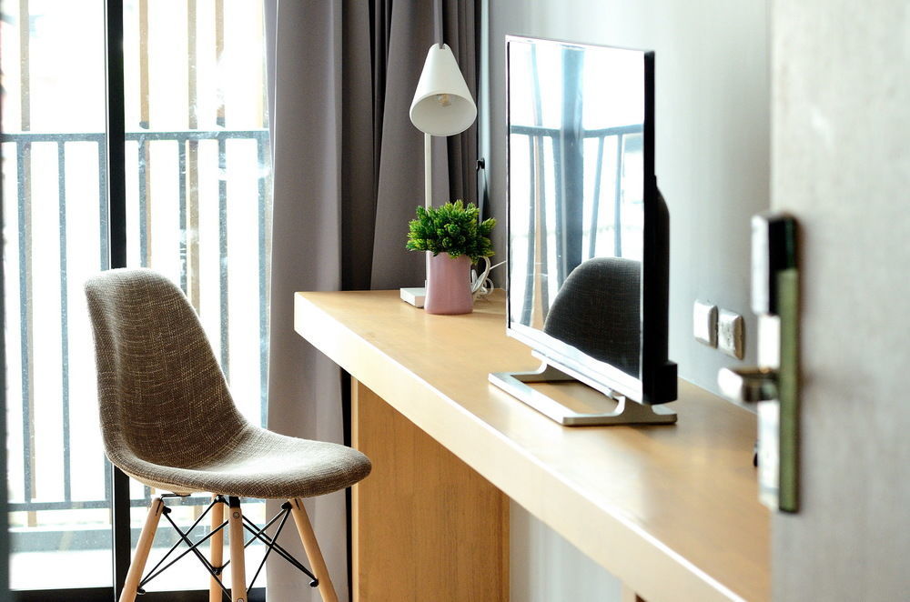 Nest By Sangob Hotel Bangkok Exterior photo
