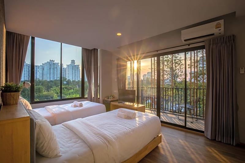Nest By Sangob Hotel Bangkok Exterior photo